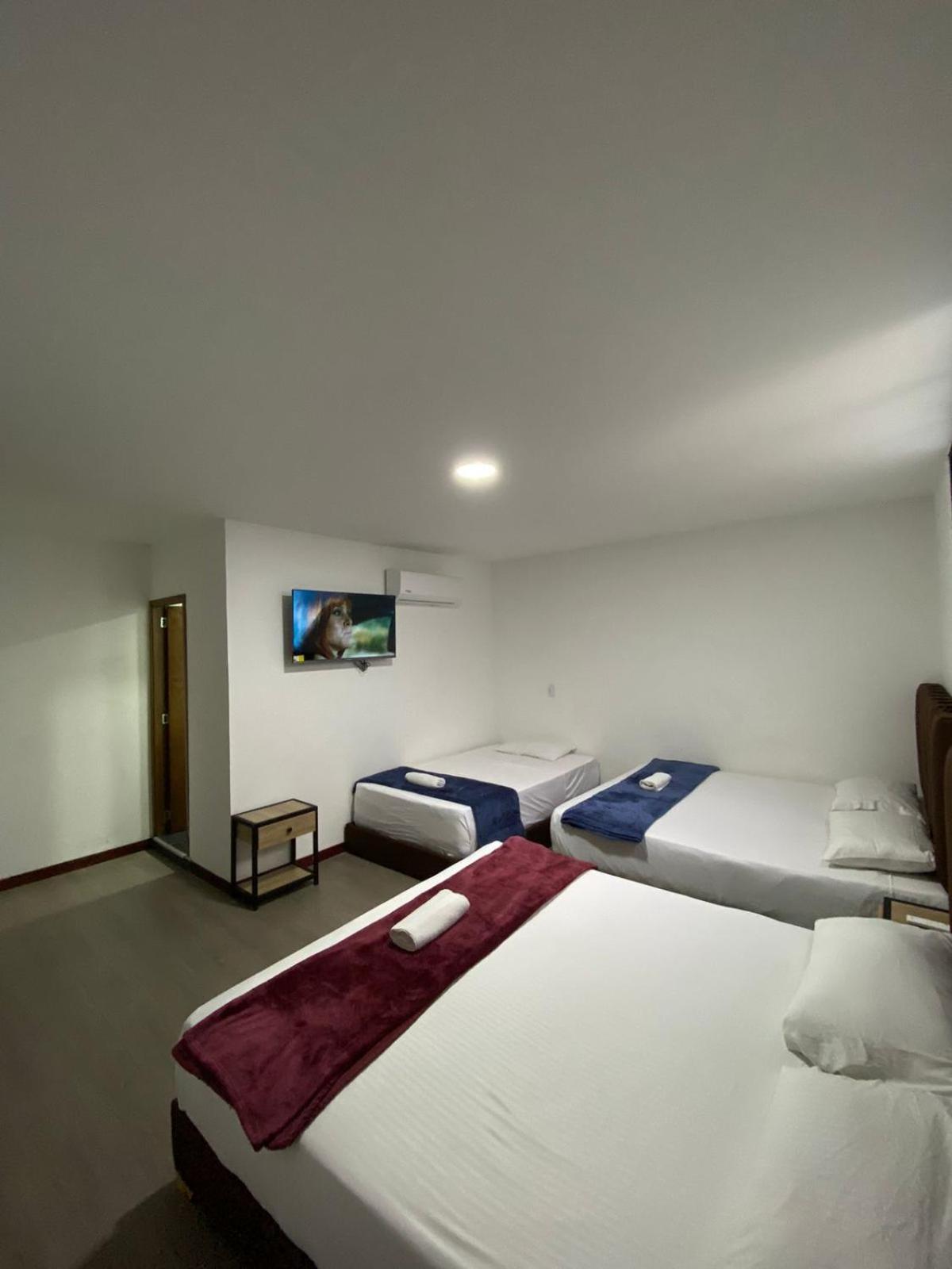 Hotel Gallery By 70 Medellín Esterno foto