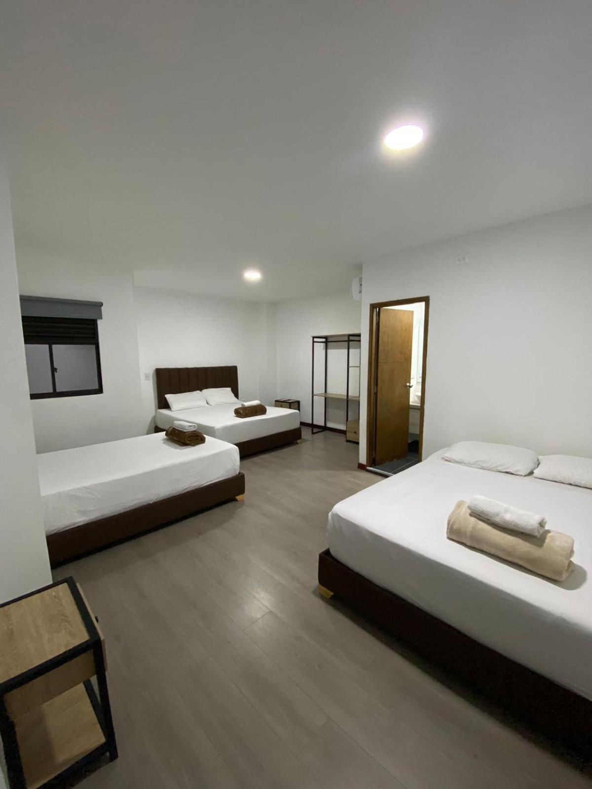 Hotel Gallery By 70 Medellín Esterno foto