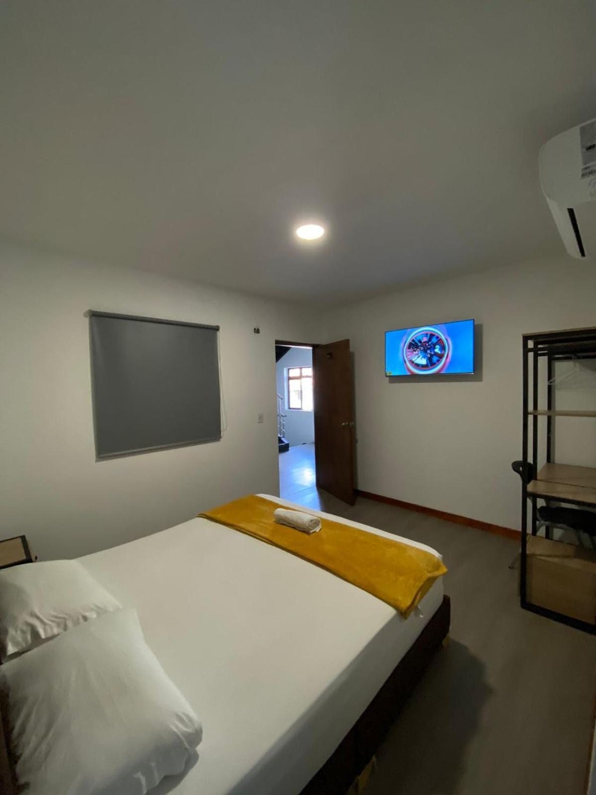 Hotel Gallery By 70 Medellín Esterno foto