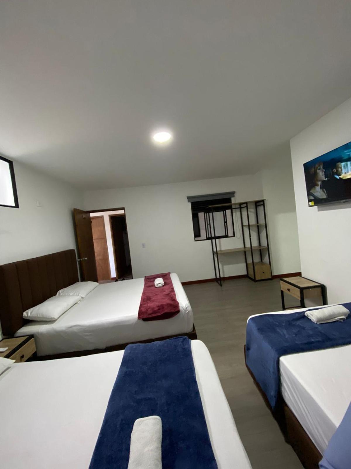 Hotel Gallery By 70 Medellín Esterno foto